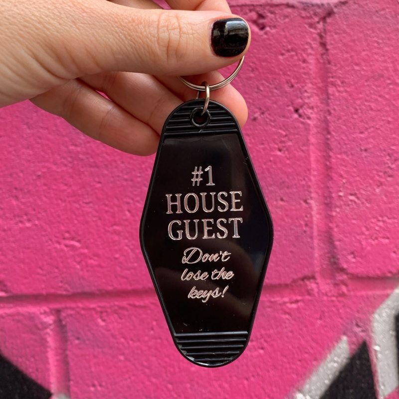 1 House Guest Dont Lose the Keys Motel Style Keychain 5