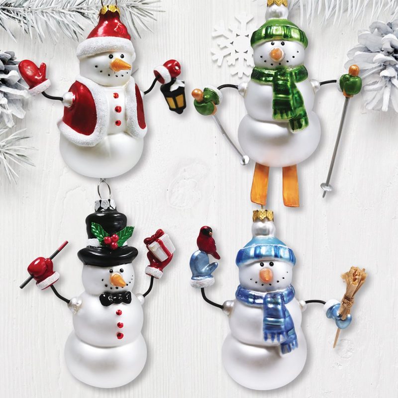 ForProduct 01ClassicWinterSnowmanSetof4GlassChristmasOrnaments NostalgicHolidayCollectionSetMockupGroup 05 01