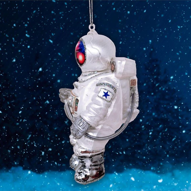 ForProduct 02AstronautGlassChristmasOrnamentNightTimeOutdoorSnowRedCarOrnaments