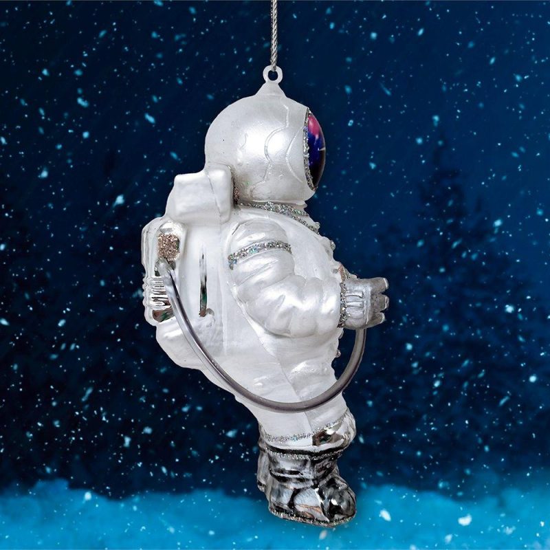 ForProduct 03AstronautGlassChristmasOrnamentNightTimeOutdoorSnowRedCarOrnaments