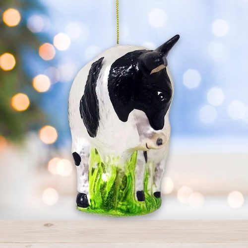 ForProduct 03CowandCalfGlassChristmasOrnamentZoomedOutBackgroundOrnamentMockup