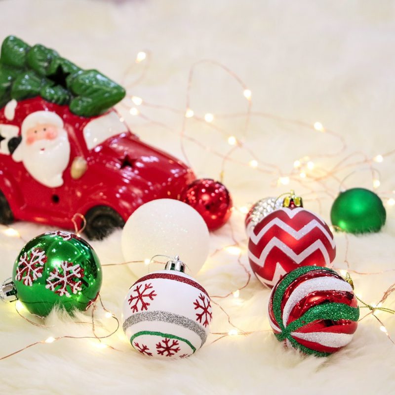 ForProduct 06UniqueandSparklingChristmasBaubleSetof30 HolidayTreeSet