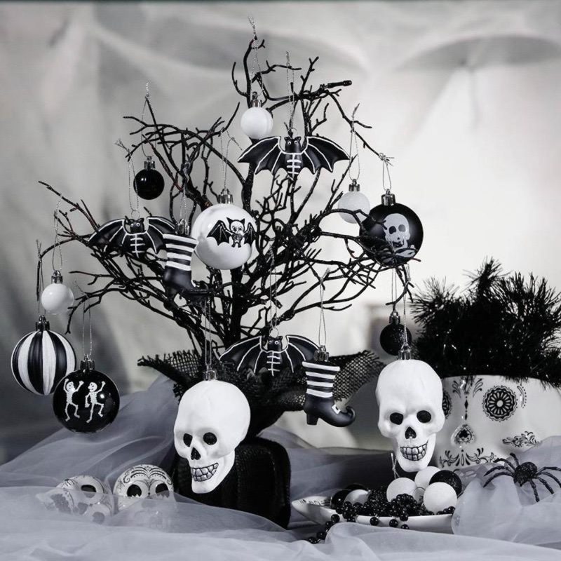 HalloweenSkeletonChristmasOrnamentSetmockup5