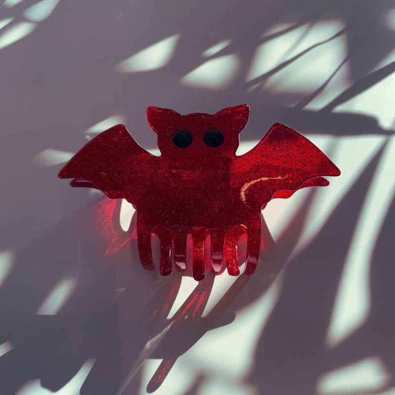 Velvet Claws Red Glitter Bat Mini Hair Claw Claw Clip in Velvet Travel Bag 3 60dd20d4 f513 49a1 b05f 11fedb0cebfa